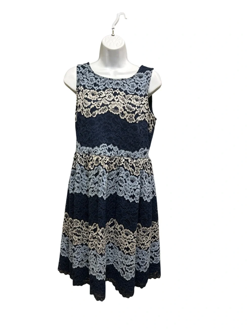 Ricki's Blue Silver Lace Lined Feminine Dress Size S - Picture 2 of 7